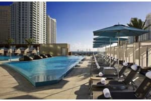 200 Biscayne Boulevard Way 3406, Miami