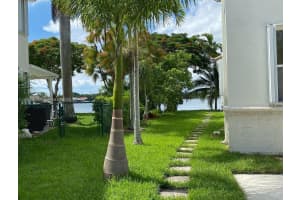 19297 NW 23rd Pl, Pembroke Pines, FL 33029, Sold 09/18/23