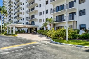 1201 S Ocean Dr #2004n, Hollywood, FL 33019, Sold 01/18/24