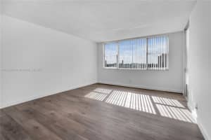 3180 S Ocean Dr APT 717, Hallandale Beach, FL 33009, Sold 09/21/23