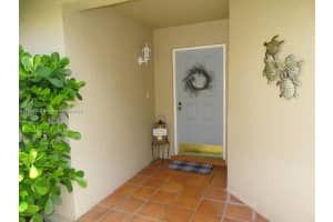 6041 Swinden Ln, Davie, FL 33331, Sold 09/12/23