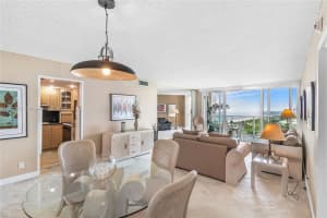 100 Bayview Dr APT 1922, Sunny Isles Beach, FL 33160, Sold 04/09/24
