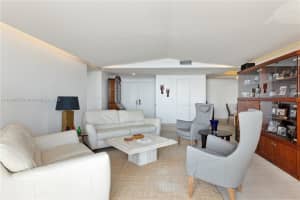 1581 Brickell Ave APT 402, Miami, FL 33129, Sold 05/07/24