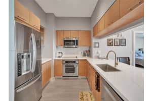31 SE 5th St APT 3919, Miami, FL 33131, Sold 09/14/23