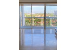 20505 E Country Club Dr APT 1432, Aventura, FL 33180, Sold 09/27/23