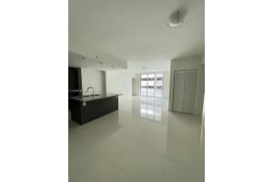 7661 NW 107th Ave Apt 303, Doral, FL 33178, Sold 11/09/23