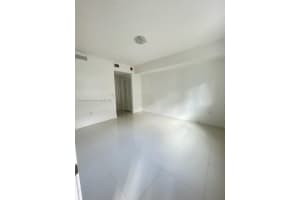 7661 NW 107th Ave Apt 303, Doral, FL 33178, Sold 11/09/23