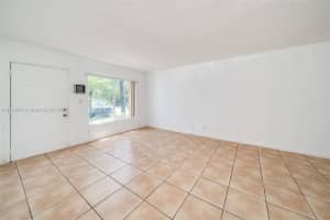 2400 NW 39th Wy APT 104, Lauderdale Lakes, FL 33311, Sold 08/28/23