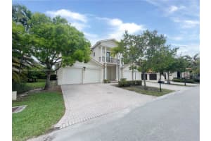 19527 SW 79th Ct, Pinecrest, FL 33156, Sold 08/31/23
