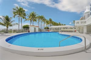 2899 Collins Ave APT 820, Miami Beach, FL 33140, Sold 09/12/23
