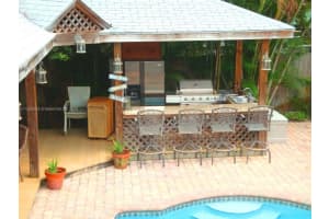 948 Pine Ridge Dr, Plantation, FL 33317, Sold 03/11/24