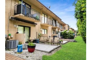 6854 NW 173rd Dr APT 206, Hialeah, FL 33015, Sold 09/20/23