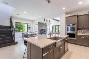 1129 SW 113th Way, Pembroke Pines, FL 33025, Sold 12/26/23