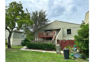 5 Crossings Cir h5, Boynton Beach, FL 33435, Sold 09/14/23