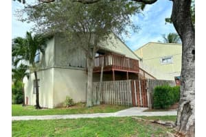 5 Crossings Cir h5, Boynton Beach, FL 33435, Sold 09/14/23
