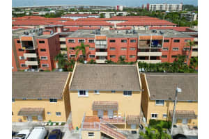 8169 NW 8th St APT 2, Miami, FL 33126, Sold 12/21/23