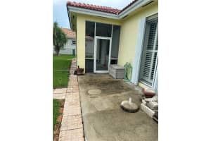 2755 Dunwoodie Pl, Homestead, FL 33035, Sold 09/21/23
