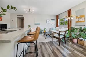 801 Meridian Ave #4d, Miami Beach, FL 33139, Sold 10/03/23