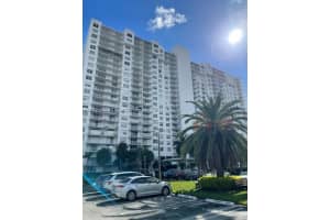 2801 NE 183rd St #902w, Aventura, FL 33160, Sold 10/09/23