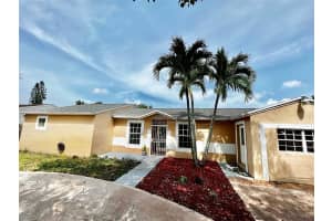 20021 NW 57th Ct, Hialeah, FL 33015, Sold 12/08/23