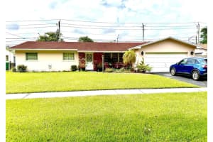 8953 SW 49th St, Cooper City, FL 33328, Sold 08/25/23