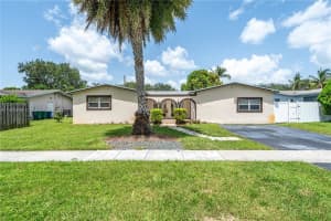 5235 SW 90th Ave, Cooper City, FL 33328, Sold 03/15/24