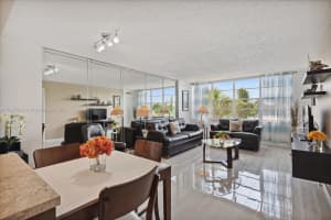 2741 Taft St APT 307, Hollywood, FL 33020, Sold 10/13/23