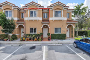 5904 Woodlands Blvd, Tamarac, FL 33319, Sold 10/11/23