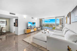 18071 Biscayne Blvd APT 1104, Aventura, FL 33160, Sold 09/07/23