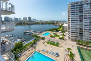 18071 Biscayne Blvd APT 1104, Aventura, FL 33160, Sold 09/07/23