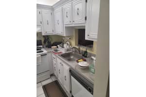 2801 Somerset Dr APT 201, Lauderdale Lakes, FL 33311, Sold 11/10/23