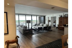 1 Grove Isle Dr A1104, Miami, FL 33133, Sold 11/03/23