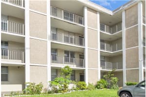 2999 NW 48th Ave APT 249, Lauderdale Lakes, FL 33313, Sold 11/02/23