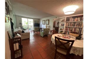 1621 Collins Ave APT 205, Miami Beach, FL 33139, Sold 09/13/23