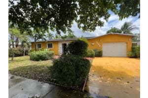 7760 NW 179th St, Hialeah, FL 33015, Sold 08/31/23