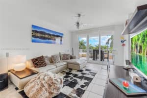 789 Crandon Blvd APT 403, Key Biscayne, FL 33149, - MLS#A11426949
