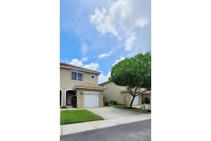 331 SW 120th Ave #331, Pembroke Pines, FL 33025, Sold 10/16/23