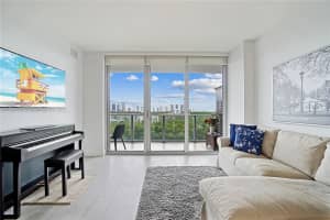 16385 Biscayne Blvd, North Miami Beach, FL 33160, Sold 06/20/24