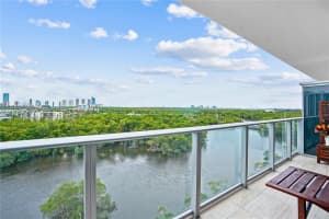 16385 Biscayne Blvd, North Miami Beach, FL 33160, Sold 06/20/24