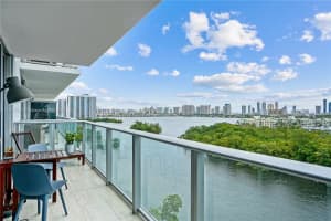 16385 Biscayne Blvd, North Miami Beach, FL 33160, Sold 06/20/24