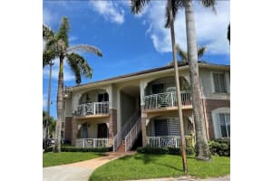 8936 W Flagler St APT 204, Miami, FL 33174, Sold 10/26/23