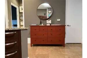 20000 E Country Club Dr APT 114, Aventura, FL 33180, Sold 10/27/23