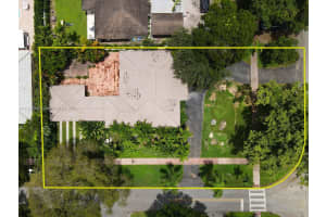 2916 Granada Blvd, Coral Gables, FL 33134, Sold 08/31/23