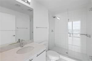 888 Biscayne Blvd APT 2208, Miami, FL 33132, Sold 09/18/23