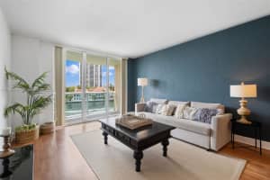 19390 Collins Ave APT 425, Sunny Isles Beach, FL 33160, Sold 11/01/23
