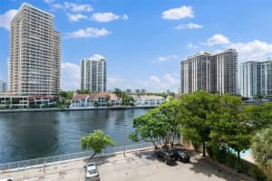 19390 Collins Ave APT 425, Sunny Isles Beach, FL 33160, Sold 11/01/23