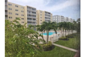 610 NE 12th Ave APT 203, Hallandale Beach, FL 33009, Sold 10/27/23