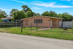 3421 NW 213th St, Miami Gardens, FL 33056, Sold 09/22/23