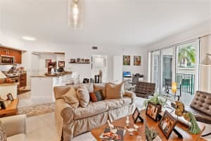 19900 E Country Club Dr APT 514, Aventura, FL 33180, Sold 01/29/24