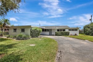 217 S 56th Terrace, Hollywood, FL 33023, Sold 09/15/23